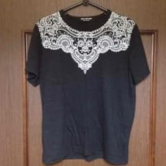 ギャルソン Tシャツのサムネイル