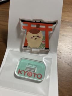 ちいかわ もぐもぐ本舗 トレーディングアクリルスタンド くりまんじゅうのサムネイル