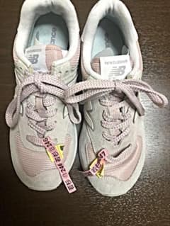 ニューバランス  574のサムネイル