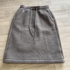 ユニクロ　スカート  裏フリース 　防寒のサムネイル