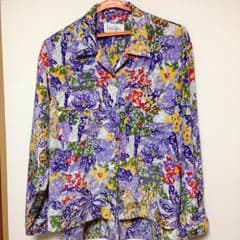 11号美品ブラウスのサムネイル
