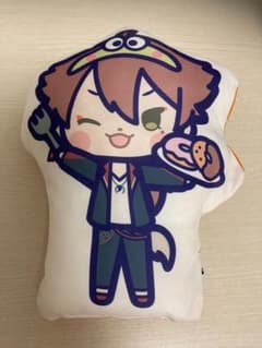 伏見ガク サンリオコラボ　ダイカットク ッションのサムネイル