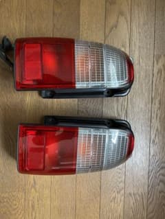 185サーフ純正テールのサムネイル