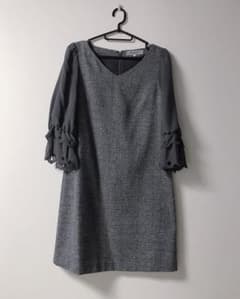 スカラ刺繍サックワンピースのサムネイル
