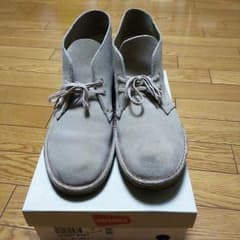 【ゆーくんさん専用】Clarks クラークス デザートブーツ 箱付きのサムネイル