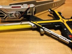 仮面ライダーファイズ プレミア変身ベルト ブレイブソード バッチのサムネイル