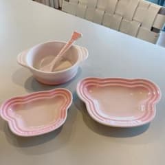 ル・クルーゼ　ベビー食器セット♡ピンクのサムネイル