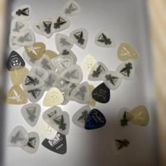 【ジャンク】ギターピック まとめ売り 約50枚のサムネイル