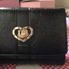 ☆新品・未使用☆キティ折りたたみ財布のサムネイル