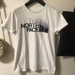 THE NORTH FACE Tシャツのサムネイル