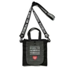HUMAN MADE MINI SHOULDER HELMET BAG バッグのサムネイル