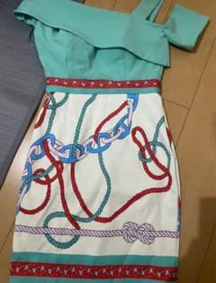 ち*み様 オフショルダー ミントグリーン ドレスのサムネイル