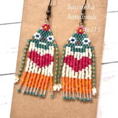 デリカビーズピアス 宇宙人？！フリンジピアス ハート星人#a515 - メルカリ