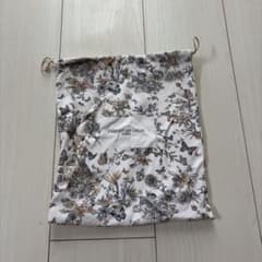 Christian Dior 巾着 ポーチ バタフライ柄のサムネイル