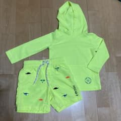 【Mママ様専用】GAP ベビー　水着のサムネイル