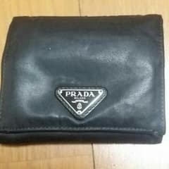 正規品プラダ財布のサムネイル