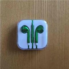 イヤホンのサムネイル