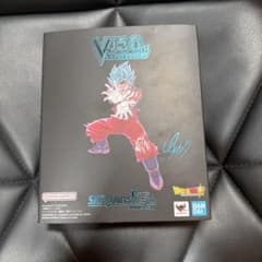 SH Figuarts 슈퍼 사이어인 갓 SS 손오공 V 점프 30주년 기념