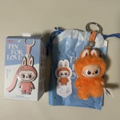 正規品 PIN FOR LOVE THE MONSTERS イニシャルラブブ Z - メルカリ