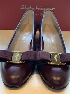 [신품 미사용]Salvatore Ferragamo 펌프스 보르도