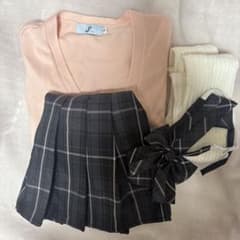 制服 jk ピンク カーディガン ルーズソックス リボン ネクタイ スカートのサムネイル