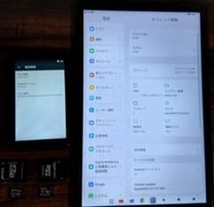 Androidタブレット ＋ ウォークマン ＋ 64GBメモリーカードのサムネイル
