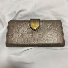 GUCCI グッチ 長財布 レディース レザー ハートのサムネイル