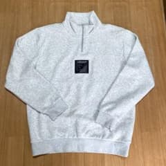 adidas トレーナーのサムネイル