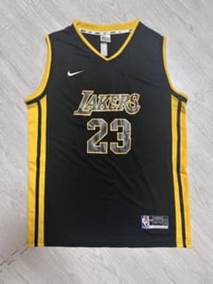 こ*お様 Nike NBA Lakers LeBron James ユニフォームのサムネイル