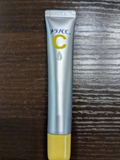 メラノCC薬用しみ集中対策　美容液のサムネイル