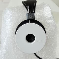 DX08美品！GRADO The White Headphone ヘッドホン DX08美品！GRADO The White Headphone ヘッドホン - メルカリ
