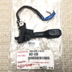 トヨタ純正クルーズコントロールスイッチ+純正配線 アルファード ヴェルファイアのサムネイル