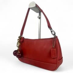 【極美品】コーチ アクセサリーポーチ チェリーチャーム 赤 レッド 本革 c13