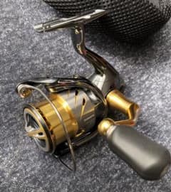 シマノ　14ステラ 2500 HGSのサムネイル