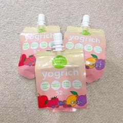ラバ ヨーグリッチ三本のサムネイル