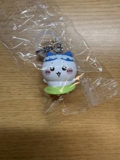 い*ず様 ちいかわ 映画 入場者特典 めじるしアクセサリー ハチワレ　チャームフのサムネイル