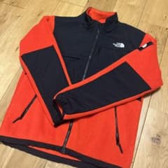 THE NORTH FACE フリースジャケット Lサイズ レッド/ブラックのサムネイル
