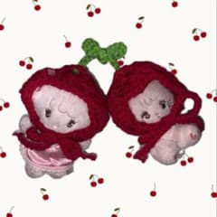 【匿名配送】ぬい服さくらんぼのサムネイル