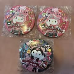 1個から可能】マイメロ クロミ ハーモニーランド缶バッジ - メルカリ