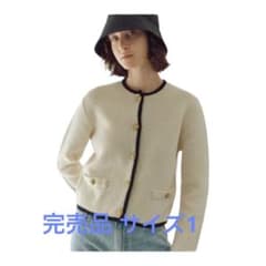 美品⭐︎ミラオーウェン　金釦ショート丈ニットカーディガンのサムネイル
