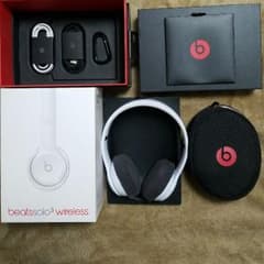 Wbさん専用Beats solo3 Wirelessのサムネイル
