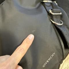 【傷あり】GIVENCHY ショルダーホーボーバッグのサムネイル