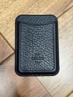Berluti Native Union マグネット式 カードホルダー