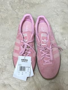 adidas Bermuda ピンク スニーカーのサムネイル
