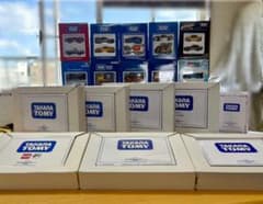 トミカ TAKARA TOMY 株主優待 限定 2025~2008 18年セット トミカ TAKARA TOMY 株主優待 限定 2025~2008 18年セット - メルカリ