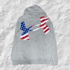 Under Armour アメリカ国旗デザイン パーカーのサムネイル