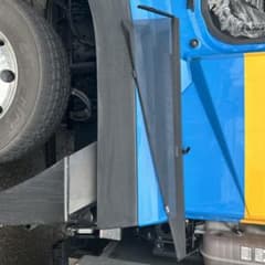 トラックロールスクリーンのサムネイル