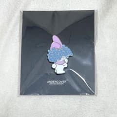 UNDERCOVER サンリオ コラボ 耳垂れ 顔面リボン マイメロ ピンバッジ UNDERCOVER サンリオ コラボ マイメロ 顔面リボン ピンバッジ ピンズ