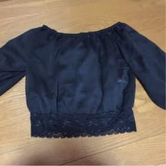 イーハイフン ブラウス 黒のサムネイル