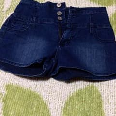 ハイウェストデニム短パンのサムネイル